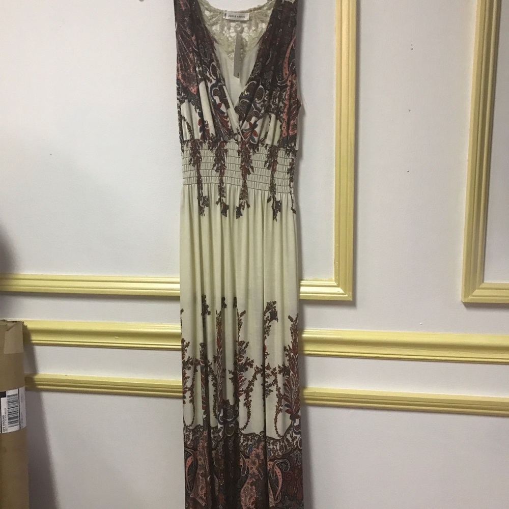 Maxi dress